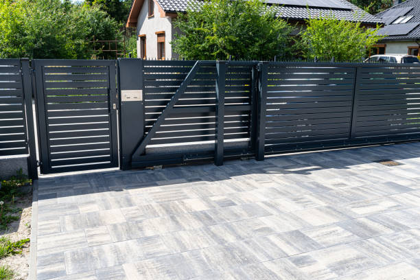 Best Professional Driveway Pavers  in South Whitley, IN
